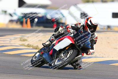 media/Jan-08-2022-SoCal Trackdays (Sat) [[1ec2777125]]/Turn 16 Set 2 (1115am)/